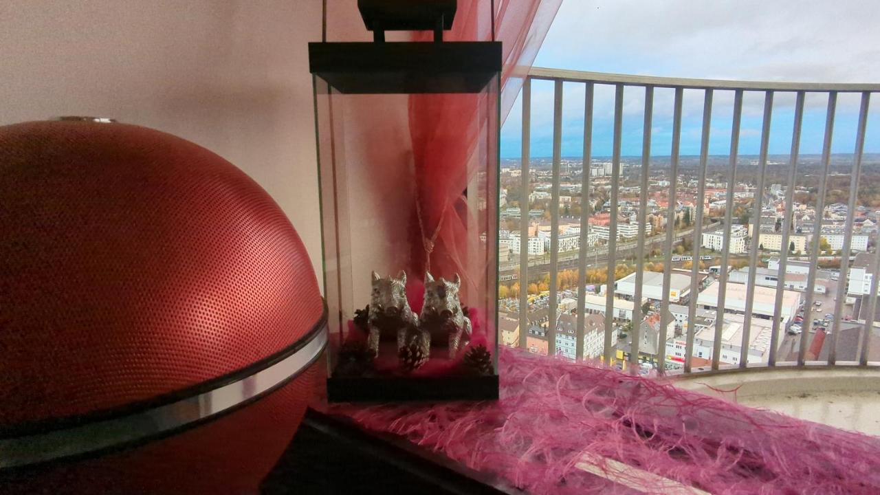Sky-romantic-room *