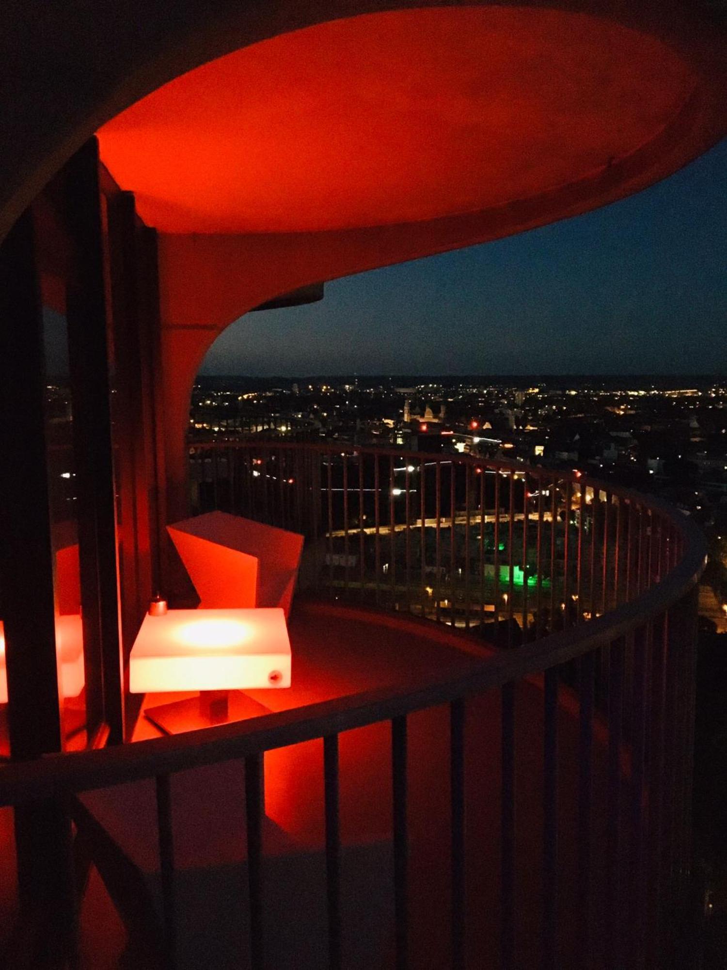 Apartment Sky-romantic-room